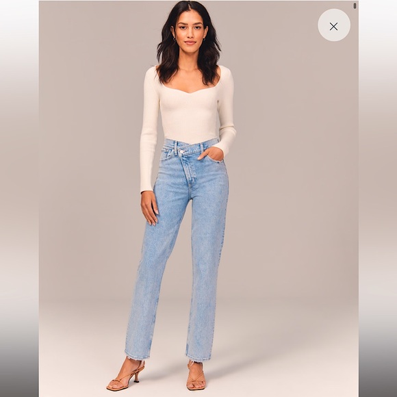 Abercrombie Criss Cross Jeans - Picture 1 of 9